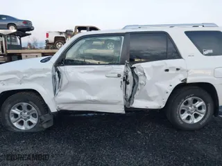 2016 Toyota 4Runner Limited with VIN JTEBU5JR1G5356540, listed as a IAAI auction lot 41141508 with 127,874 mi miles. Bid and sale history available at carsss.com. Image 6.