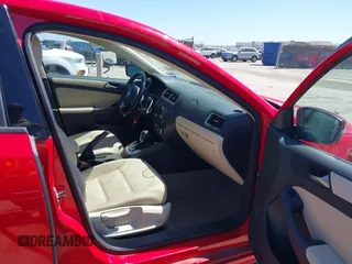 2012 Volkswagen Jetta Sedan SE w/Convenience PZEV with VIN 3VWDP7AJ8CM414073, listed as a IAAI auction lot 41838694 with 172,644 mi miles. Bid and sale history available at carsss.com. Image 5.