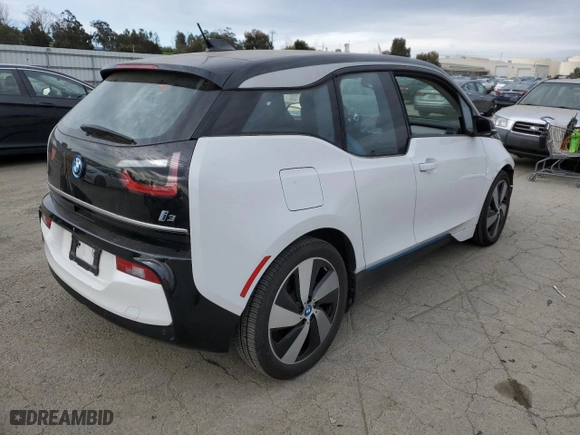 2018 BMW i3 with VIN WBY7Z2C51JVE61804, listed as a Copart auction lot 48341494 with 25,366 mi miles. Bid and sale history available at carsss.com. Image 3.