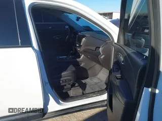 2019 Chevrolet Traverse Premier with VIN 1GNERKKW0KJ106042, listed as a IAAI auction lot 41420921 with 108,947 mi miles. Bid and sale history available at carsss.com. Image 5.