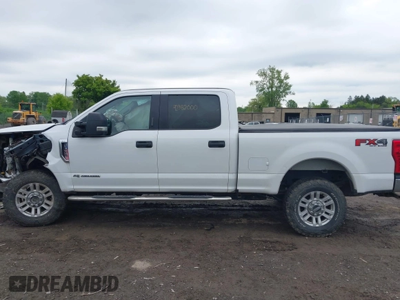 2019 Ford F-250 XL with VIN 1FT7W2BT4KED42699, listed as a IAAI auction lot 42382000 with 132,154 mi miles and . Bid and sale history available at DreamBid. Image 14.