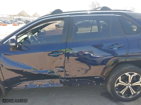 2021 Toyota RAV4 Prime XSE with VIN JTMEB3FV3MD045775, listed as a IAAI auction lot 39858986 with 37,709 mi miles. Bid and sale history available at carsss.com. Image 14.