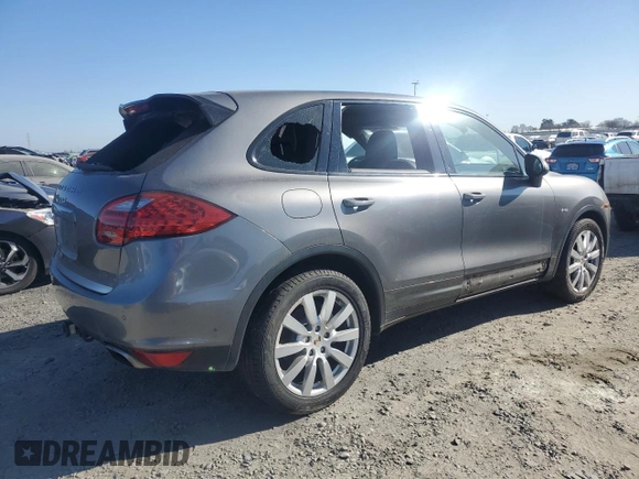 2011 Porsche Cayenne S Hybrid with VIN WP1AE2A22BLA91600, listed as a Copart auction lot 42423435 with 75,993 mi miles and Salvage Title. Bid and sale history available at carsss.com. Image 3.
