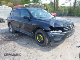 2020 Volkswagen Tiguan S с VIN 3VV1B7AX7LM058984, выставлен на аукционе IAAI как лот 42045211 с пробегом 77 293 миль миль и . История ставок и продаж доступна на DreamBid. Изображение 1.