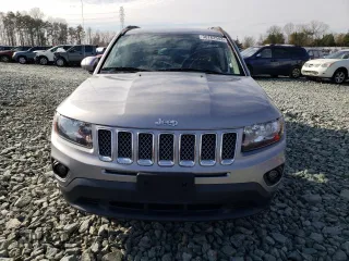 2016 Jeep Compass Latitude with VIN 1C4NJCEA1GD773665, listed as a Copart auction lot 36762543 with 97,330 mi miles. Bid and sale history available at carsss.com. Image 5.