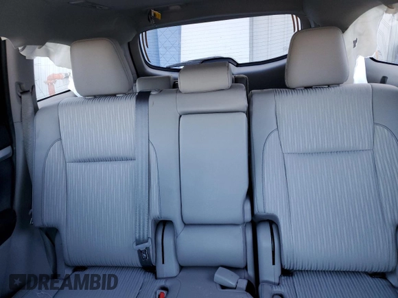 2019 Toyota Highlander LE z VIN 5TDZZRFH2KS312304, wystawiony jako Copart lot #41061594 z przebiegiem 27 969 mil mil oraz Nie do naprawy • Non repairable. Historia ofert i sprzedaży dostępna na DreamBid. Obrazek 10.