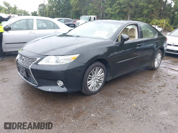 2015 Lexus ES 330 with VIN JTHBK1GG0F2184699, listed as a IAAI auction lot 40444597 with Not Provided miles and . Bid and sale history available at DreamBid. Image 16.