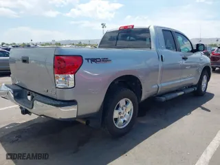 2010 Toyota Tundra 4WD Truck with VIN 5TFUW5F14AX137156, listed as a IAAI auction lot 40074494 with 78,308 mi miles. Bid and sale history available at carsss.com. Image 4.