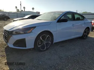 2024 Nissan Altima SR z VIN 1N4BL4CV9RN350232, wystawiony jako Copart lot #52239325 z przebiegiem 20 139 mil mil oraz Szkoda całkowita • Salvage title. Historia ofert i sprzedaży dostępna na DreamBid. Obrazek 1.