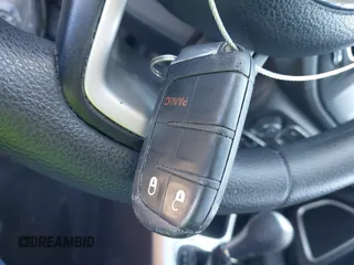 2019 Jeep Compass Sport with VIN 3C4NJCAB0KT613116, listed as a IAAI auction lot 39002435 with 59,805 mi miles and . Bid and sale history available at DreamBid. Image 11.