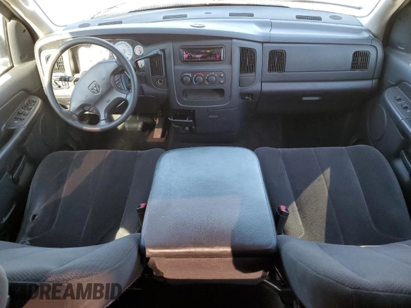2003 Dodge 1500 ST z VIN 1D7HA18N83S268301, wystawiony jako Copart lot #86726404 z przebiegiem 161 066 mil mil oraz Czysty tytuł • Clean title. Historia ofert i sprzedaży dostępna na DreamBid. Obrazek 8.