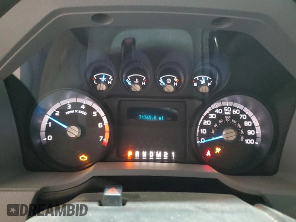 2014 Ford F-350 XL with VIN 1FTRF3B6XEEA55784, listed as a Copart auction lot 62007995 with 71,765 mi miles and Salvage title. Bid and sale history available at DreamBid. Image 9.