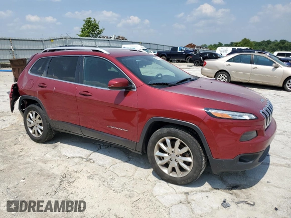 2017 Jeep Cherokee Latitude with VIN 1C4PJLCB7HW613803, listed as a Copart auction lot 58072565 with 122,321 mi miles and Salvage title. Bid and sale history available at DreamBid. Image 4.