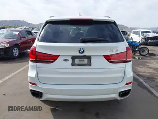2017 BMW X5 xDrive50i с VIN 5UXKR6C3XH0J85028, выставлен на аукционе IAAI как лот 41889220 с пробегом 107 105 миль миль и . История ставок и продаж доступна на DreamBid. Изображение 16.