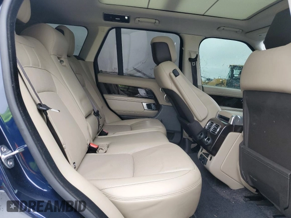 2020 Land Rover Range Rover P525 HSE with VIN SALGS2SE7LA588533, listed as a Copart auction lot 44499365 with 32,968 mi miles and Salvage title. Bid and sale history available at DreamBid. Image 11.