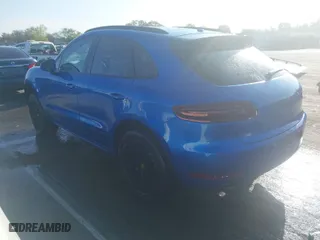 2018 Porsche Macan GTS with VIN WP1AG2A54JLB63903, listed as a IAAI auction lot 41586995 with 26,086 mi miles. Bid and sale history available at carsss.com. Image 3.