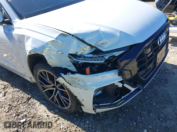 2019 Audi Q8 Prestige z VIN WA1FVAF12KD038238, wystawiony jako IAAI lot #41740092 z przebiegiem 55 699 mil mil oraz . Historia ofert i sprzedaży dostępna na DreamBid. Obrazek 17.