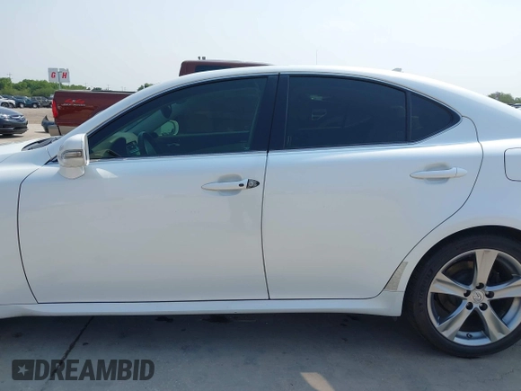2011 Lexus IS 250 with VIN JTHBF5C27B5155666, listed as a IAAI auction lot 42286694 with 177,982 mi miles and . Bid and sale history available at DreamBid. Image 14.