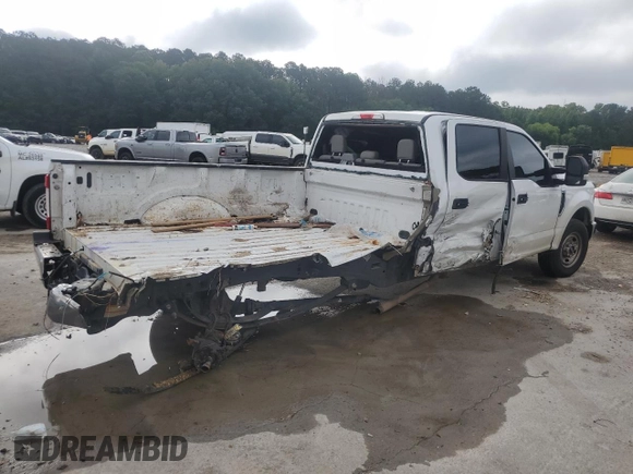 2019 Ford F-350 XL with VIN 1FT8W3A67KEG54330, listed as a Copart auction lot 57588535 with 247,040 mi miles and Salvage title. Bid and sale history available at DreamBid. Image 3.