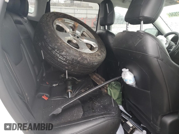 2019 Jeep Compass Latitude with VIN 3C4NJDBB3KT766898, listed as a Copart auction lot 85797534 with 17,398 mi miles and Salvage title. Bid and sale history available at DreamBid. Image 11.