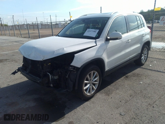 2017 Volkswagen Tiguan Wolfsburg Edition with VIN WVGRV7AXXHW509109, listed as a IAAI auction lot 42477386 with 77,645 mi miles and . Bid and sale history available at DreamBid. Image 20.