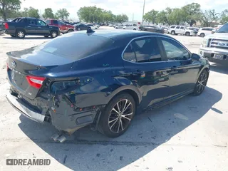 2020 Toyota Camry SE with VIN 4T1G11AK5LU500066, listed as a IAAI auction lot 42000886 with 99,153 mi miles. Bid and sale history available at carsss.com. Image 4.