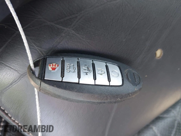 2016 Nissan Maxima SL z VIN 1N4AA6AP1GC383512, wystawiony jako IAAI lot #41490666 z przebiegiem 110 235 mil mil oraz . Historia ofert i sprzedaży dostępna na DreamBid. Obrazek 11.