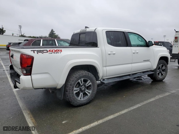 2018 Toyota Tacoma SR with VIN 3TMCZ5AN3JM137944, listed as a Copart auction lot 86117694 with NaN miles and Salvage Title. Bid and sale history available at carsss.com. Image 3.