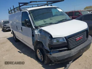 2023 GMC Savana Cargo Van with VIN 1GTW7AFP0P1143843, listed as a IAAI auction lot 41776847 with 15,091 mi miles. Bid and sale history available at carsss.com. Image 1.