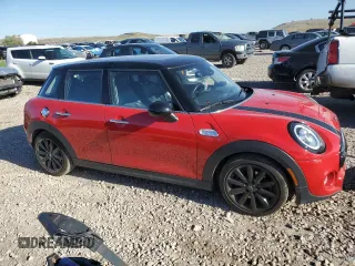 2019 MINI Hardtop 4 Door Cooper S z VIN WMWXU3C55K2H89359, wystawiony jako Copart lot #55506695 z przebiegiem 61 391 mil mil oraz Szkoda całkowita • Salvage title. Historia ofert i sprzedaży dostępna na DreamBid. Obrazek 4.