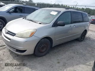 2004 Toyota Sienna CE with VIN 5TDZA23C54S084020, listed as a IAAI auction lot 42110139 with 266,790 mi miles. Bid and sale history available at carsss.com. Image 2.