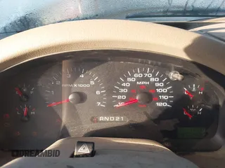2004 Ford F-150 STX с VIN 1FTRX14W14FA10594, выставлен на аукционе IAAI как лот 42278746 с пробегом 285 096 миль миль и . История ставок и продаж доступна на DreamBid. Изображение 7.