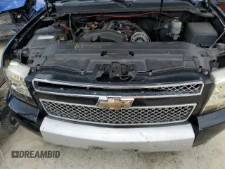 2008 Chevrolet Tahoe 3LT with VIN 1GNFK13098R130170, listed as a Copart auction lot 56369135 with 311,243 mi miles and Salvage title. Bid and sale history available at DreamBid. Image 12.