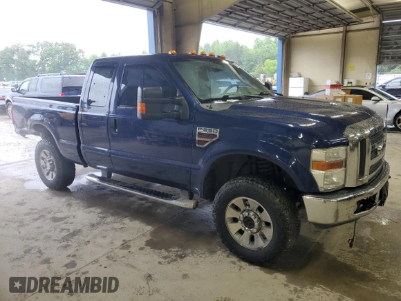 2008 Ford F-250 XL z VIN 1FTSX21R78EB74112, wystawiony jako Copart lot #56828015 z przebiegiem 157 138 mil mil oraz Szkoda całkowita • Salvage title. Historia ofert i sprzedaży dostępna na DreamBid. Obrazek 4.