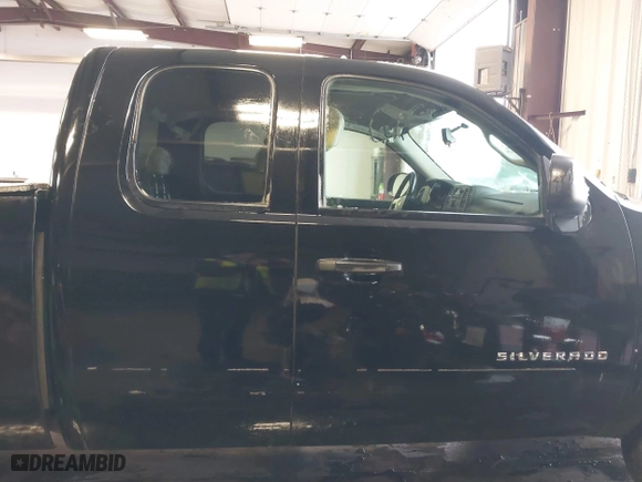 2013 Chevrolet Silverado 1500 LT with VIN 1GCRCSEA9DZ355598, listed as a IAAI auction lot 41297558 with 121,577 mi miles. Bid and sale history available at carsss.com. Image 13.