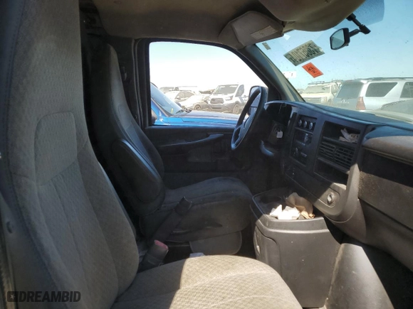 2011 Chevrolet Express Cargo Van with VIN 1GCWGFCA5B1135243, listed as a Copart auction lot 73067104 with 211,101 mi miles and Clean Title. Bid and sale history available at carsss.com. Image 10.