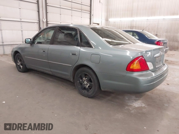 2001 Toyota Avalon XL with VIN 4T1BF28B01U162970, listed as a IAAI auction lot 41824530 with 255,051 mi miles and . Bid and sale history available at DreamBid. Image 3.
