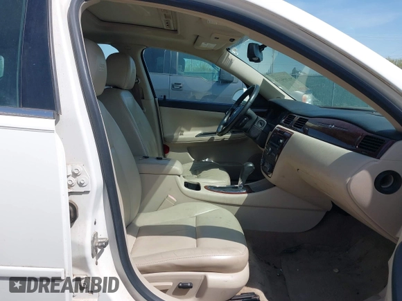 2006 Chevrolet Impala SS with VIN 2G1WD58C469333478, listed as a IAAI auction lot 41980376 with 123,201 mi miles and . Bid and sale history available at DreamBid. Image 5.