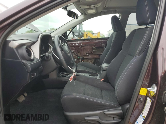 2016 Toyota RAV4 XLE with VIN 2T3RFREV0GW517044, listed as a Copart auction lot 59749195 with 81,834 mi miles and Salvage title. Bid and sale history available at DreamBid. Image 7.