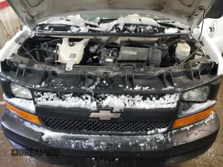 2017 Chevrolet Express Cargo Van with VIN 1GCWGBFF7H1103452, listed as a Copart auction lot 44024895 with 250,899 mi miles and Clean Title. Bid and sale history available at carsss.com. Image 12.