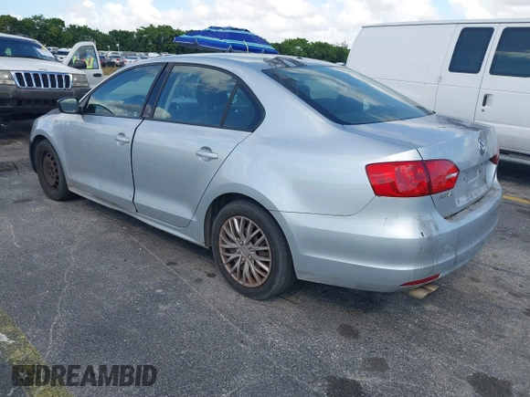 2013 Volkswagen Jetta Sedan S with VIN 3VW2K7AJ3DM367526, listed as a IAAI auction lot 41595691 with 113,503 mi miles. Bid and sale history available at carsss.com. Image 3.