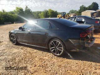 2017 Audi S8 z VIN WUAJ5AFD6HN900019, wystawiony jako Copart lot #61722034 z przebiegiem 103 356 mil mil oraz Szkody całkowita. Historia ofert i sprzedaży dostępna na DreamBid. Obrazek 2.