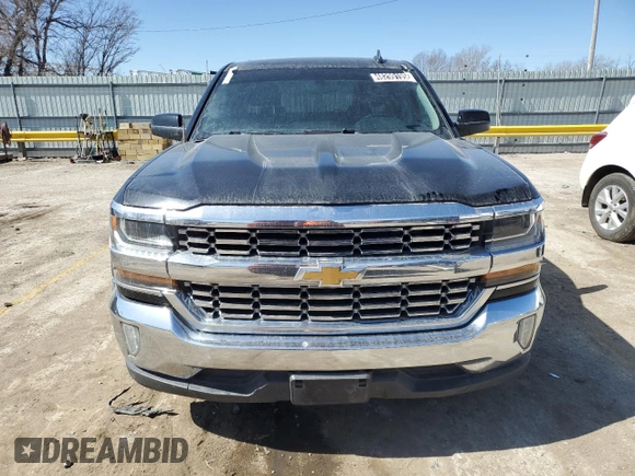 2018 Chevrolet Silverado 1500 LT with VIN 3GCPCREC0JG411036, listed as a Copart auction lot 48299195 with 99,398 mi miles and Clean Title. Bid and sale history available at carsss.com. Image 5.