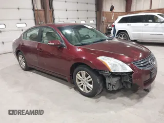 2012 Nissan Altima S z VIN 1N4AL2AP7CN467948, wystawiony jako IAAI lot #42462107 z przebiegiem 118 804 mil mil oraz . Historia ofert i sprzedaży dostępna na DreamBid. Obrazek 1.