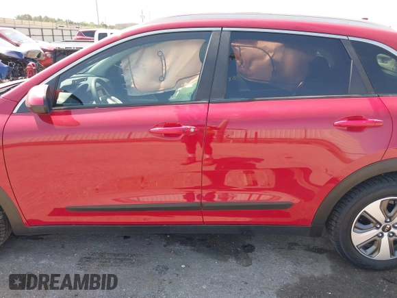 2018 Kia Niro LX with VIN KNDCB3LC3J5143382, listed as a IAAI auction lot 41956531 with 69,868 mi miles. Bid and sale history available at carsss.com. Image 14.