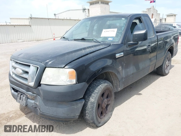 2007 Ford F-150 XL with VIN 1FTRF12237NA17267, listed as a IAAI auction lot 42047396 with 208,931 mi miles. Bid and sale history available at carsss.com. Image 2.