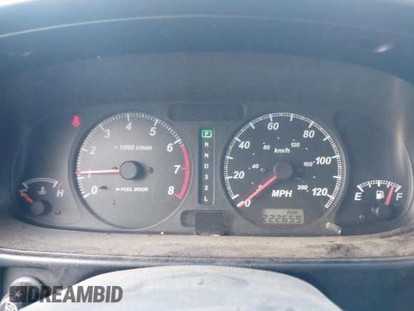 2000 Isuzu Rodeo z VIN 4S2DM58W9Y4301998, wystawiony jako IAAI lot #41265011 z przebiegiem 222 659 mil mil oraz . Historia ofert i sprzedaży dostępna na DreamBid. Obrazek 7.