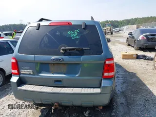 2010 Ford Escape XLT с VIN 1FMCU9D74AKB50014, выставлен на аукционе IAAI как лот 42273459 с пробегом Не указан миль и . История ставок и продаж доступна на DreamBid. Изображение 15.
