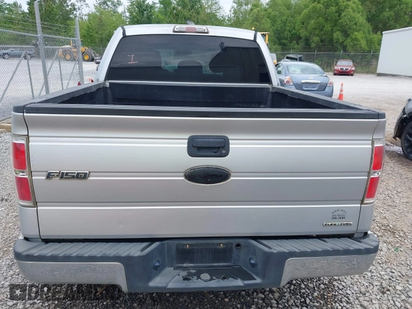 2011 Ford F-150 XL with VIN 1FTFW1CF6BKD68480, listed as a IAAI auction lot 41950791 with 219,496 mi miles. Bid and sale history available at carsss.com. Image 16.