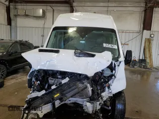 2023 Ford Transit Cargo z VIN 1FTBR1X89PKB01620, wystawiony jako Copart lot #42648755 z przebiegiem Nie podano mil oraz Nie do naprawy • Non repairable. Historia ofert i sprzedaży dostępna na DreamBid. Obrazek 5.